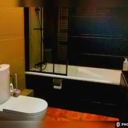 Large Aircon Balcony Grand Buffets 3 Bedrooms 1 Bath Apartment