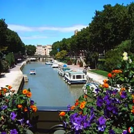 Apartment Large Aircon Balcony Grand Buffets 3 Bedrooms 1 Bath Narbonne